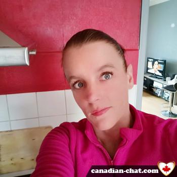 emilie22 - date a Canadian, 100% free emilie22