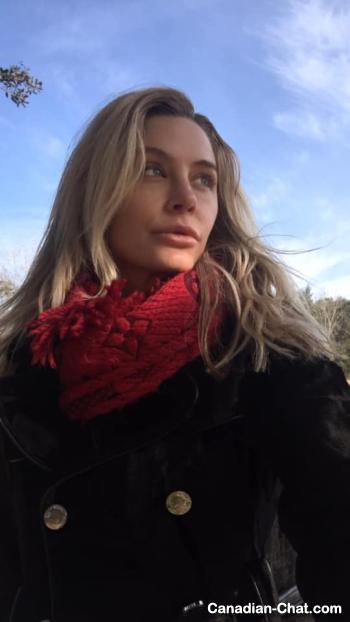 rosine33 - date a Canadian, 100% free rosine33