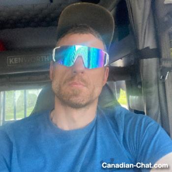 bongwater - date a Canadian, 100% free bongwater