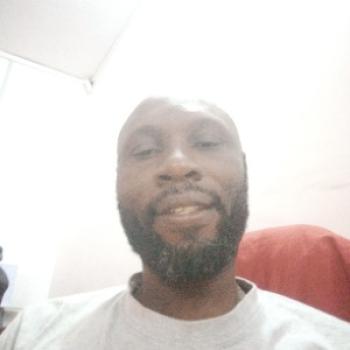 simon82 - date a Canadian, 100% free simon82