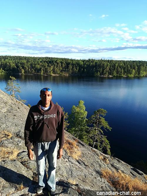 melover - date a Canadian, 100% free melover