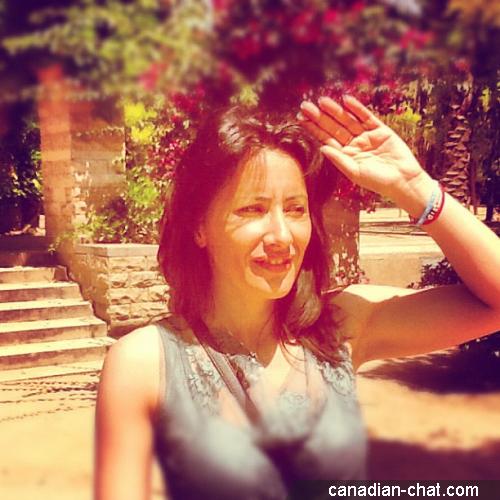 vickyb70 - date a Canadian, 100% free vickyb70