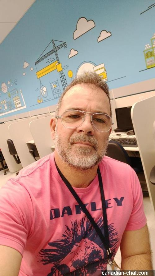 julien04 - date a Canadian, 100% free julien04