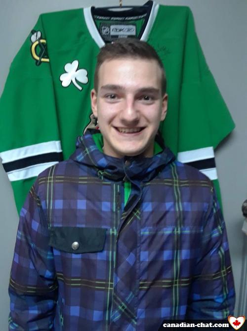 christo10 - date a Canadian, 100% free christo10