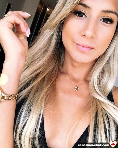 emilie053 - date a Canadian, 100% free emilie053