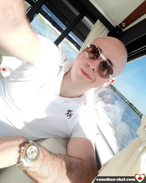 alex330 - date a Canadian, 100% free alex330