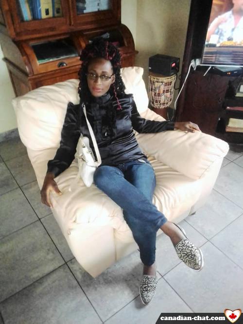 robyy - date a Canadian, 100% free robyy