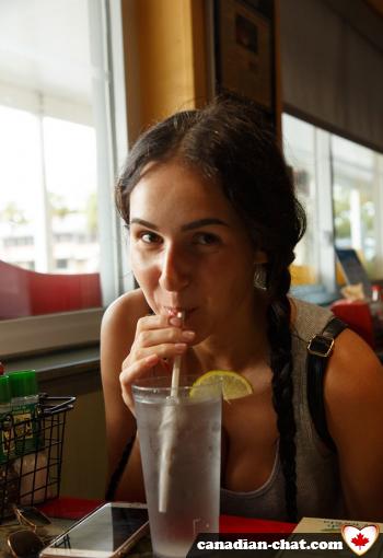 monicaluv - date a Canadian, 100% free monicaluv