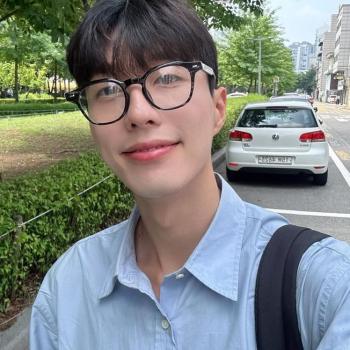 현기 spoofed photo banned on canadian-chat.com