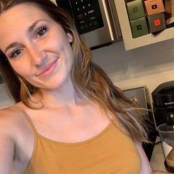 rihana spoofed photo banned on canadian-chat.com